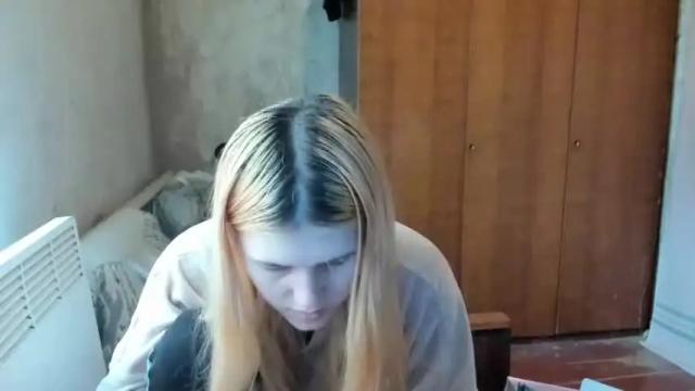 Image 2 of lina_kisss Stream on Chaturbate on 13 months ago