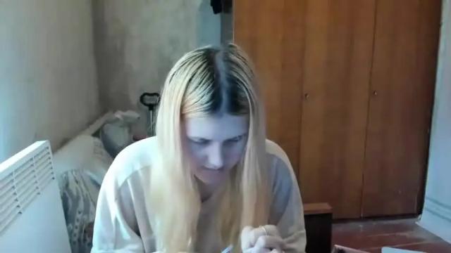 Image 7 of lina_kisss Stream on Chaturbate on 13 months ago