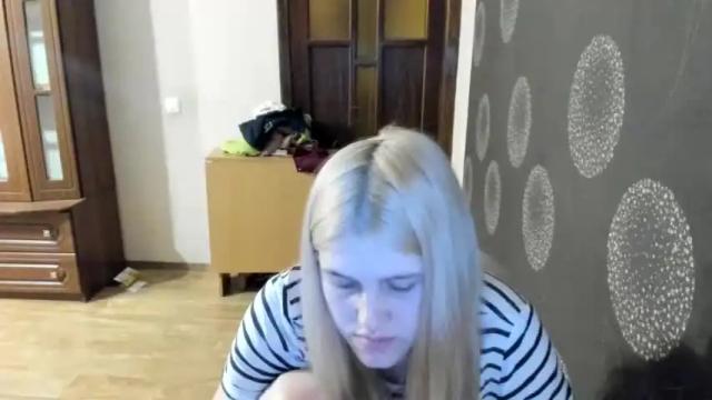 Image 2 of lina_kisss Stream on Chaturbate on 13 months ago
