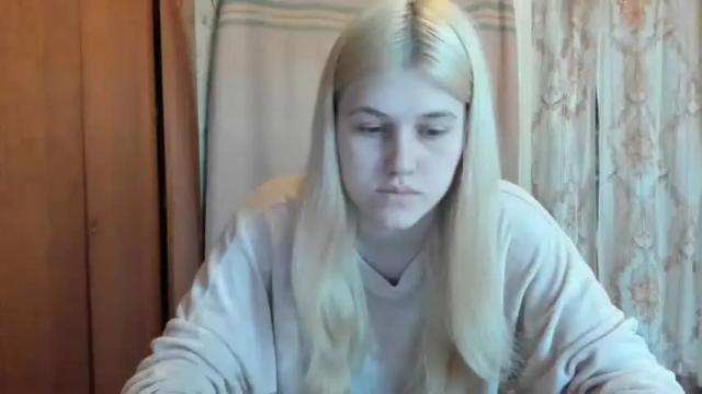Image 3 of lina_kisss Stream on Chaturbate on 13 months ago