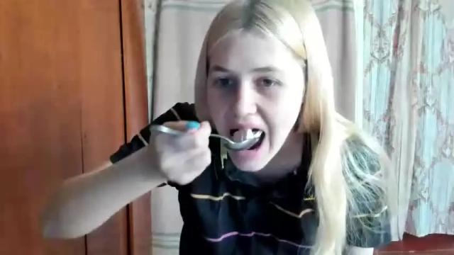 Image 8 of lina_kisss Stream on Chaturbate on 13 months ago