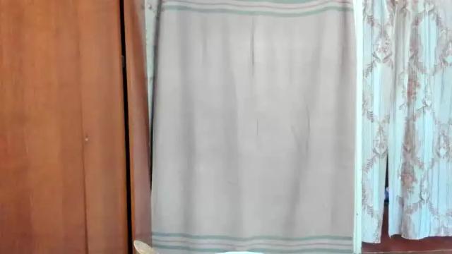 Image 4 of lina_kisss Stream on Chaturbate on 13 months ago