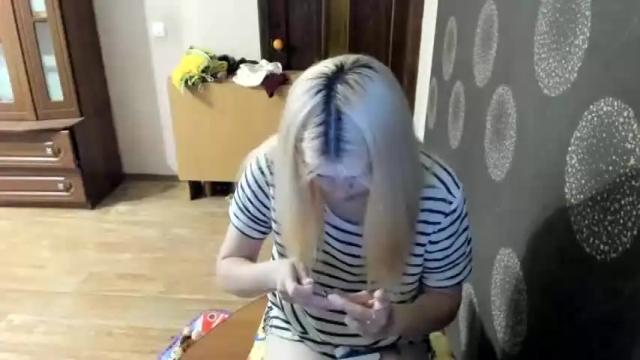 Image 6 of lina_kisss Stream on Chaturbate on 12 months ago