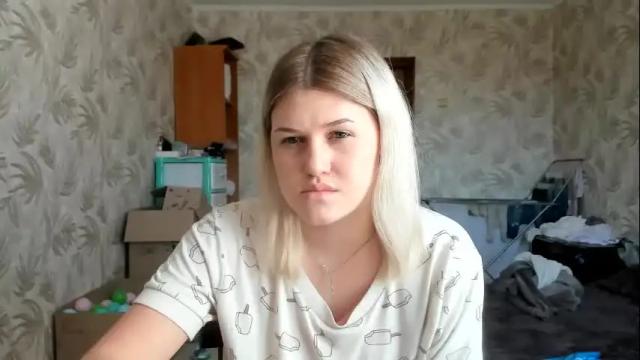 Image 2 of lina_kisss Stream on Chaturbate on 25 days ago