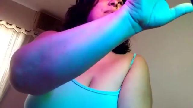 Image 2 of lina_maria99 Stream on Chaturbate on 25 months ago
