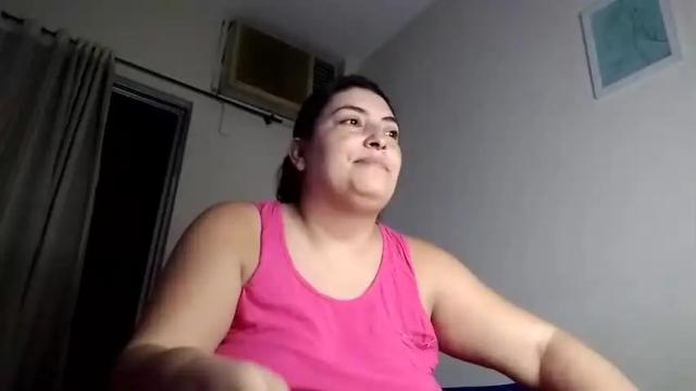 Image 2 of lina_maria99 Stream on Chaturbate on 25 months ago