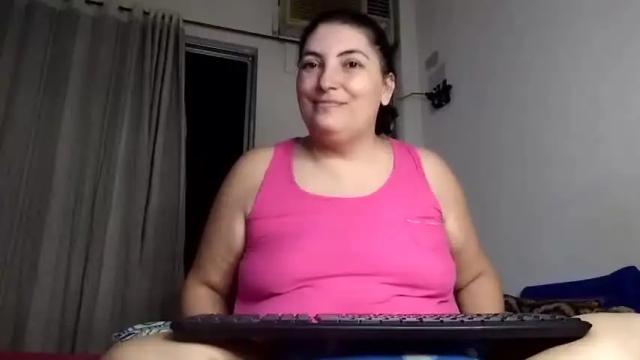 Image 7 of lina_maria99 Stream on Chaturbate on 25 months ago