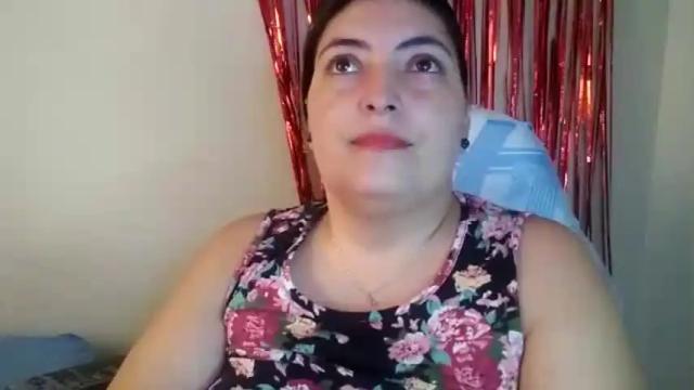 Image 10 of lina_maria99 Stream on Chaturbate on 24 months ago