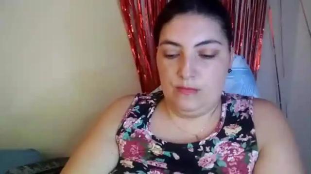 Image 12 of lina_maria99 Stream on Chaturbate on 24 months ago