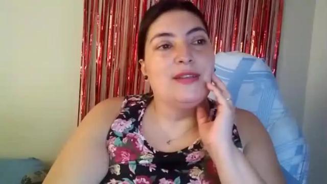 Image 8 of lina_maria99 Stream on Chaturbate on 24 months ago