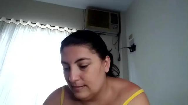 Image 12 of lina_maria99 Stream on Chaturbate on 24 months ago