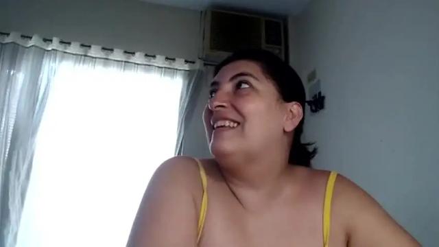 Image 7 of lina_maria99 Stream on Chaturbate on 24 months ago