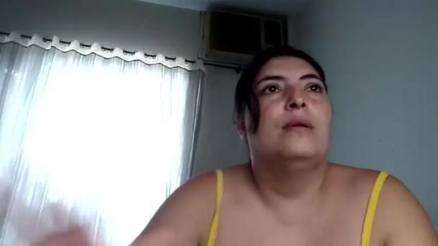 Image 8 of lina_maria99 Stream on Chaturbate on 24 months ago