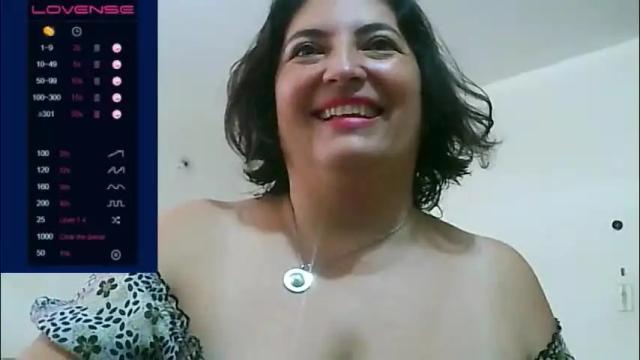 Image 12 of lina_maria99 Stream on Chaturbate on 3 months ago