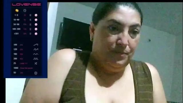 Image 3 of lina_maria99 Stream on Chaturbate on 1 month ago
