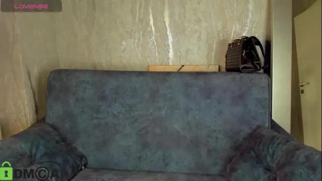Image 2 of lina_mee Stream on Chaturbate on 1 month ago