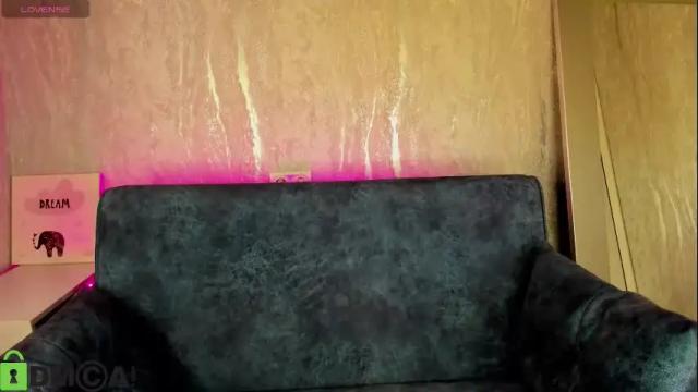 Image 2 of lina_mee Stream on Chaturbate on 20 days ago