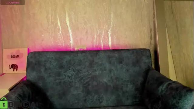 Image 4 of lina_mee Stream on Chaturbate on 20 days ago