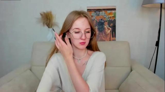 Image 12 of lina_mee Stream on Chaturbate on 4 days ago