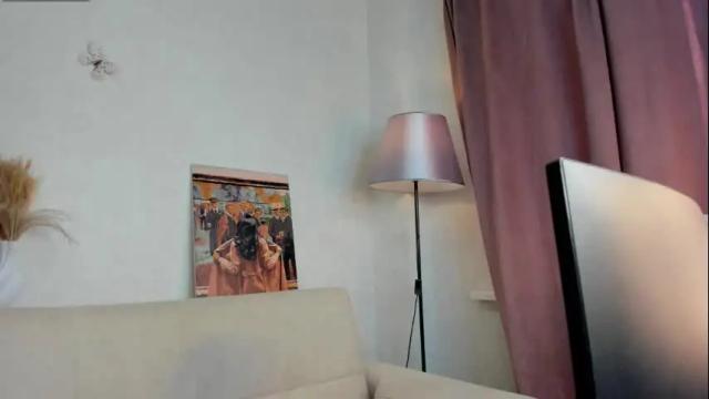 Image 7 of lina_mee Stream on Chaturbate on 4 days ago
