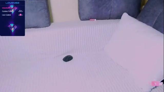 Image 4 of lina_owl Stream on Chaturbate on 1 month ago