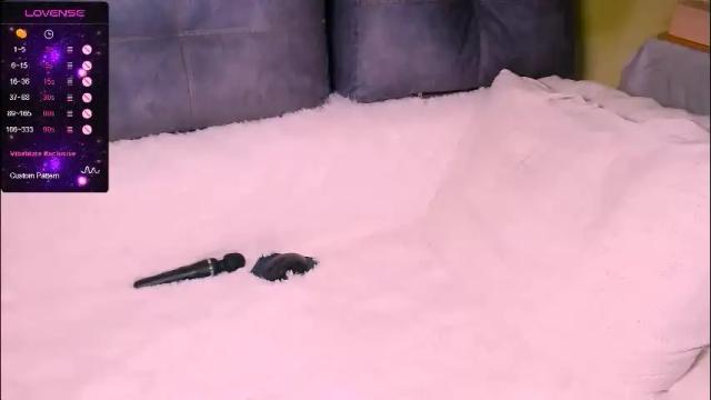 Image 8 of lina_owl Stream on Chaturbate on 2 months ago