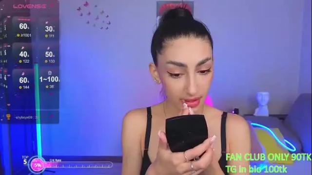 Image 11 of lina_robbins Stream on Chaturbate on 3 months ago