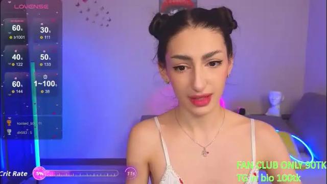 Image 11 of lina_robbins Stream on Chaturbate on 2 months ago