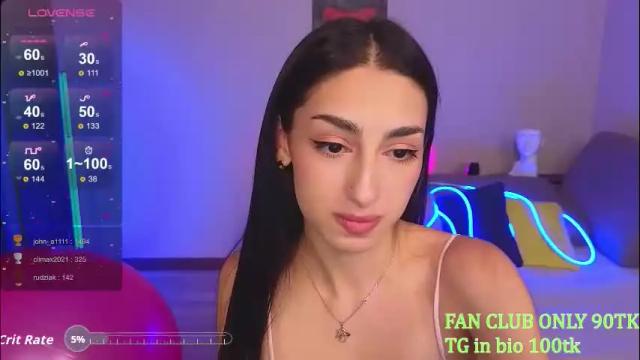 Image 6 of lina_robbins Stream on Chaturbate on 2 months ago