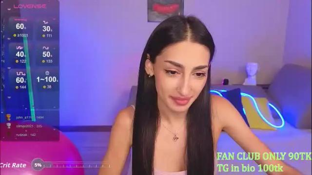 Image 8 of lina_robbins Stream on Chaturbate on 2 months ago