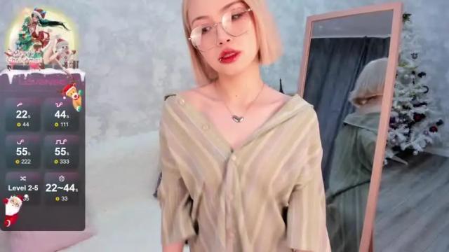 Image 6 of lina_sunflower Stream on Chaturbate on 16 months ago