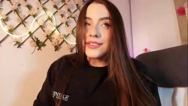 Image 6 of linaa_morris27 Stream on Chaturbate on 3 months ago