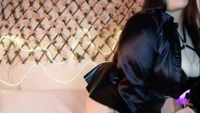 Image 10 of linaa_morris27 Stream on Chaturbate on 2 months ago
