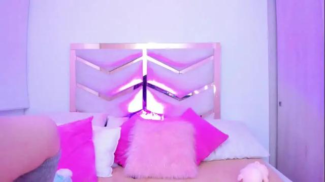 Image 8 of linaanssen Stream on Chaturbate on 27 days ago