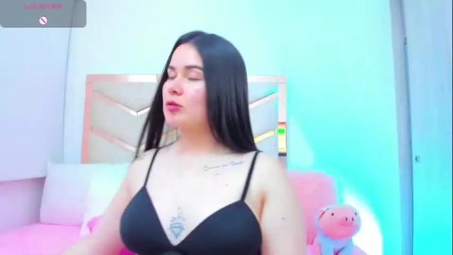 Image 3 of linaanssen Stream on Chaturbate on 12 days ago