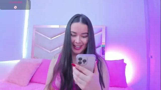 Image 3 of linaanssen Stream on Chaturbate on 2 days ago