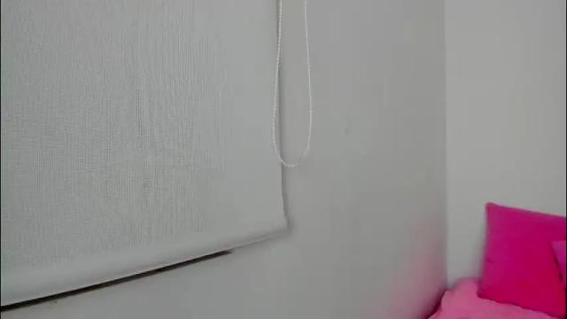 Image 2 of linaanssen Stream on Chaturbate on 2 months ago