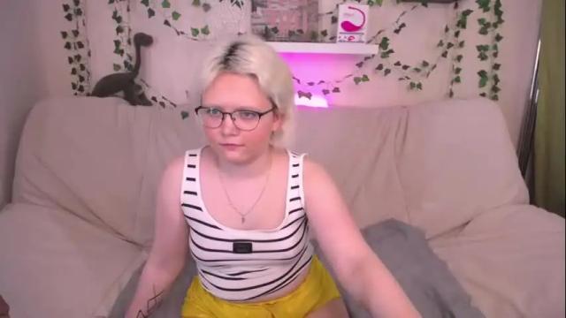 Image 3 of linafoxxy Stream on Chaturbate on 19 days ago