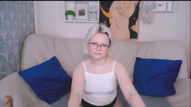Image 4 of linafoxxy Stream on Chaturbate on 11 days ago