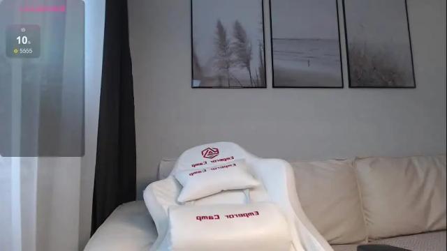 Image 6 of linaland2023 Stream on Chaturbate on 13 days ago