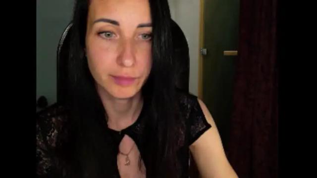 Image 6 of linalivee Stream on Chaturbate on 2 months ago