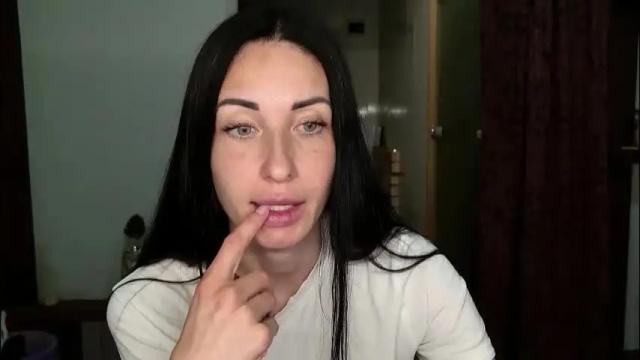 Thumbnail 1, linalivee's Stream at Chaturbate, 1 month ago