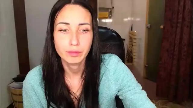 Image 8 of linalivee Stream on Chaturbate on 3 days ago