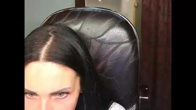 Image 3 of linalivee Stream on Chaturbate on 2 months ago