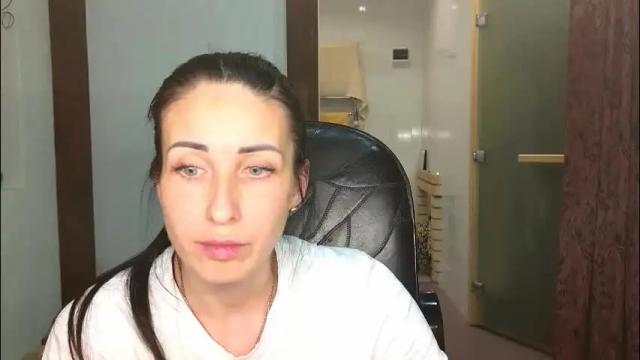 Image 12 of linalivee Stream on Chaturbate on 1 month ago