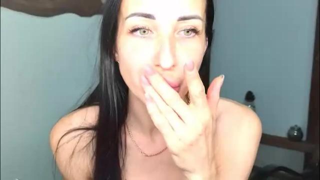 Image 4 of linalivee Stream on Chaturbate on 1 month ago