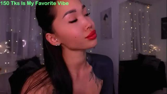 Image 2 of linamuhn_ Stream on Chaturbate on 3 months ago