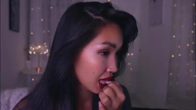 Image 2 of linamuhn_ Stream on Chaturbate on 2 months ago