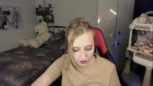 Image 10 of linatruly Stream on Chaturbate on 1 month ago