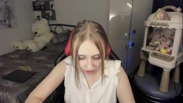Image 2 of linatruly Stream on Chaturbate on 1 month ago